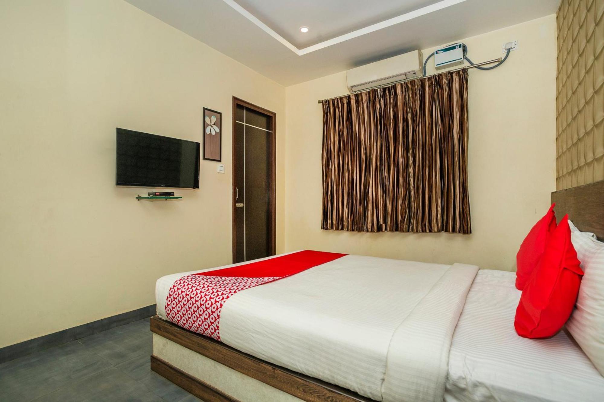 Super Collection O Indian Suites Near Sitara Restaurant Bangalore Extérieur photo